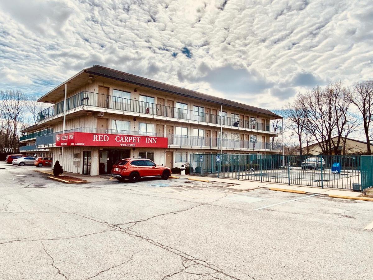 Red Carpet Inn Louisville North -Jeffersonville In Exterior photo